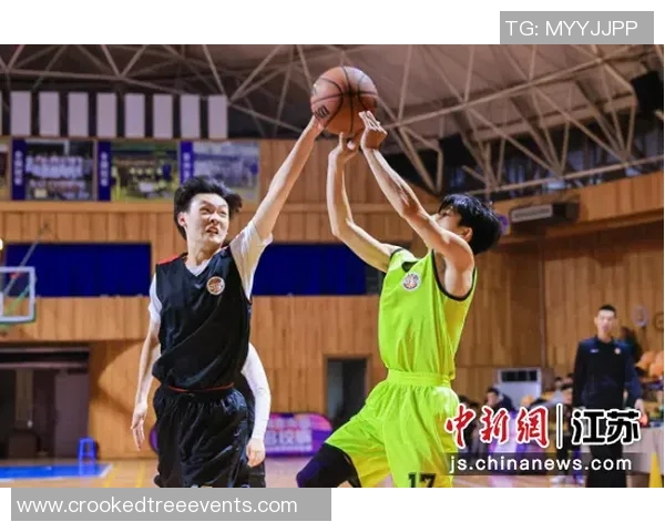 南京篮球队与成都篮球队赛后复盘分析灵活性表现及战术调整探讨